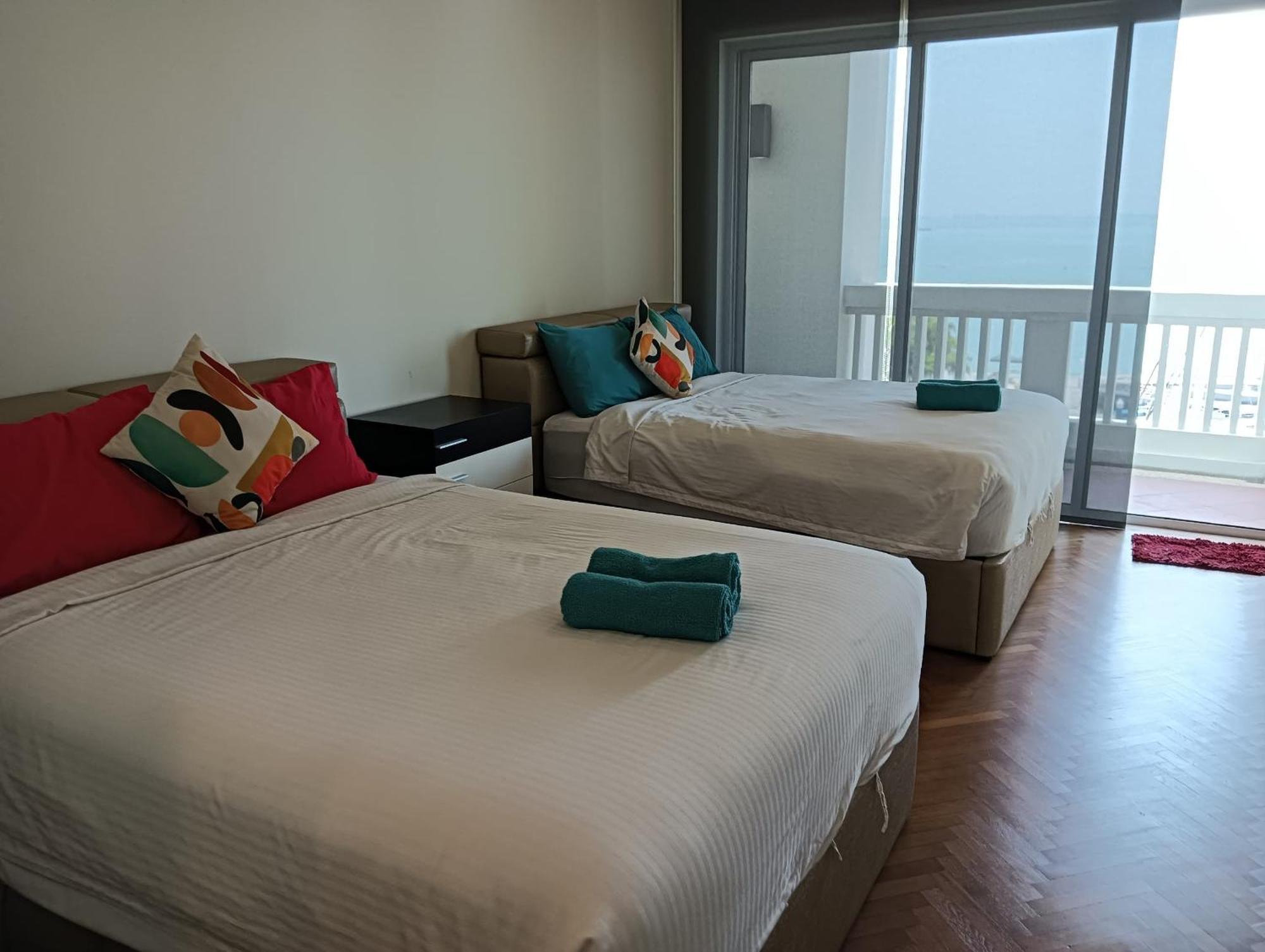 Straits Quay Marina Suites Penang By Aurorahomes Bagan Jermal Exterior foto